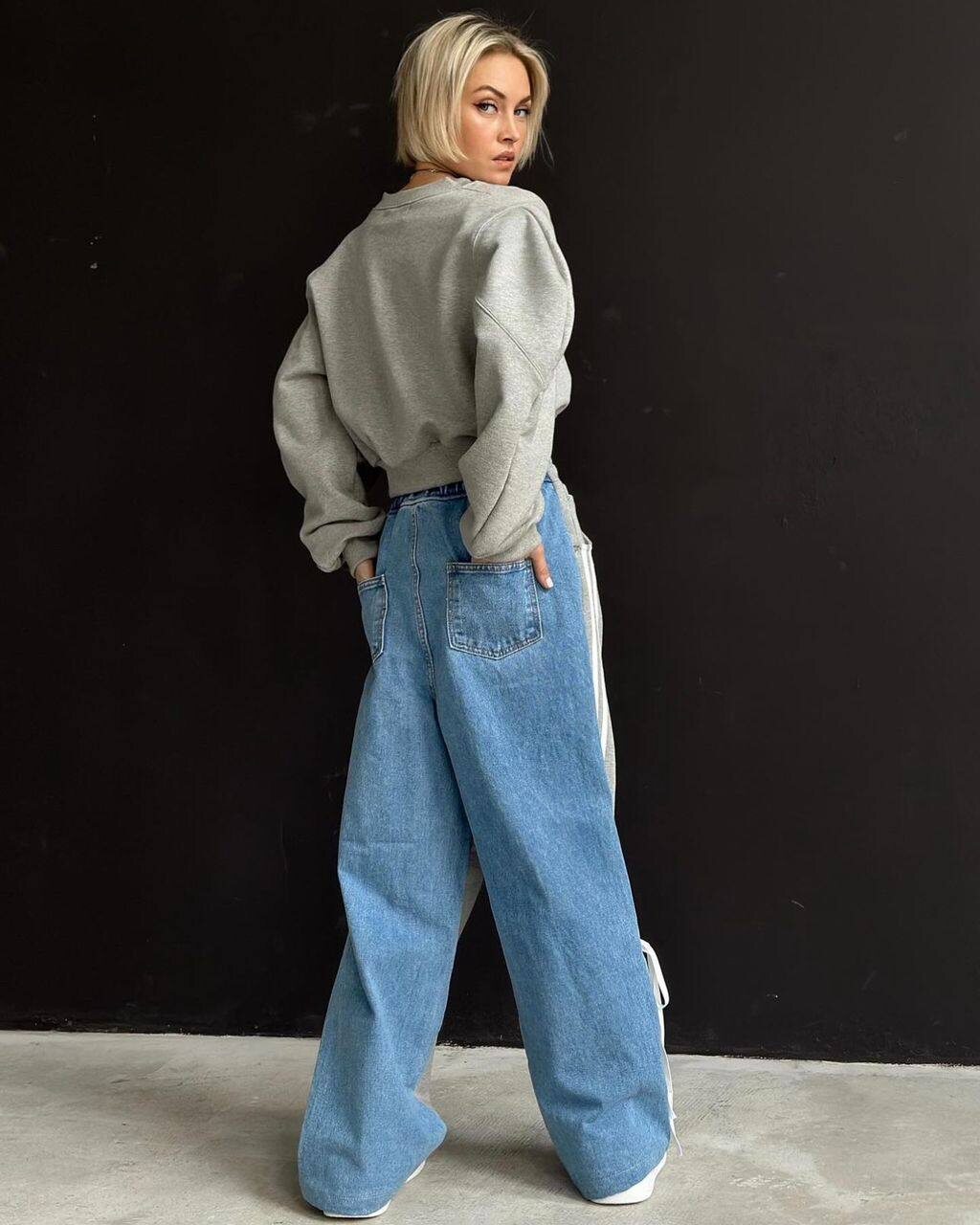 Брюки, бомбические штаны комбинации 
качество — lux denim 
ткань — zara jeans 
производство — turkey 
размеры:  ss—mm—ll 
                          2.     2.     2.   
в упаковке — 6 штук
длина — 110 см 
цвет — комби арт.490689